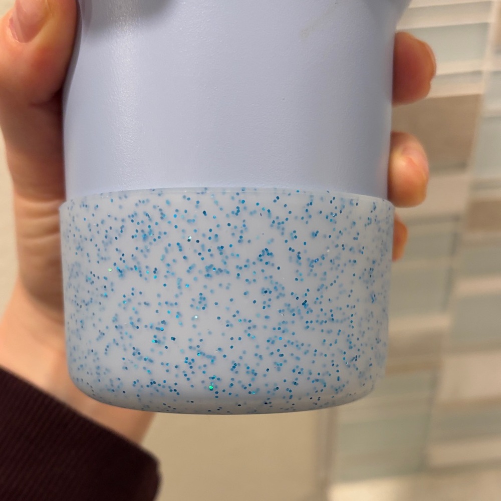 40 Oz Stanley Light Blue Tumbler - Picture 7 of 7
